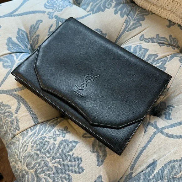 Authentic Yves Saint Laurent "YSL" Black Leather Envelope Clutch Bag W/Chain - Picture 5 of 15